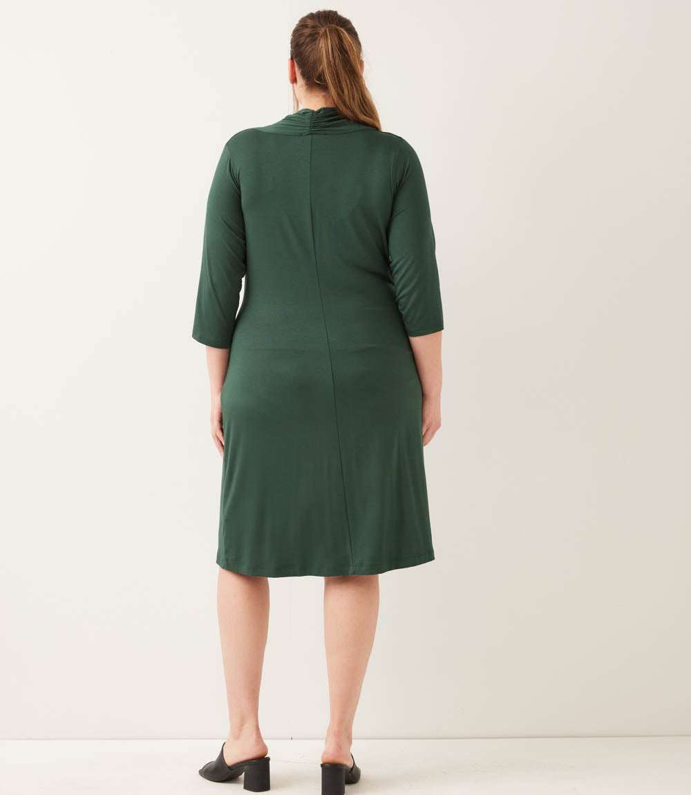 Plus Size 3/4 Sleeve Faux Wrap Dress - Forest Green