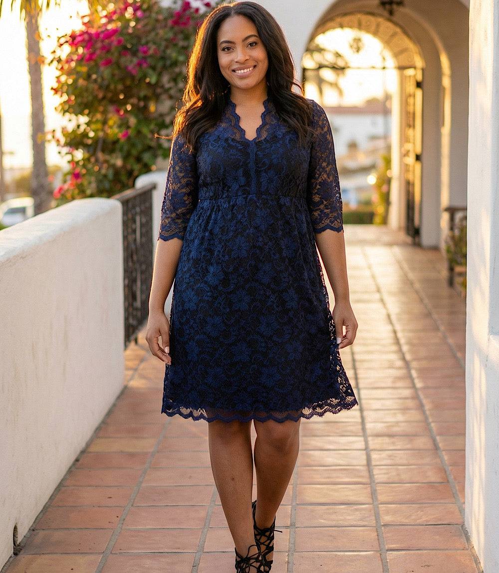 Plus Size V-Neck Scallop Lace Dress - Navy